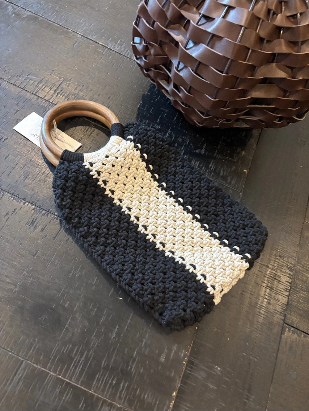 NWT Curateaur Laude the Label Boho Black & Cream Crochet Handbag Wooden Handles